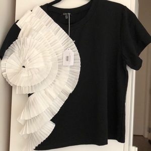 NWT Black t-shirt with accordion detail